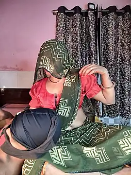 Snapshot of Shivani_Mumbai85 chatting on 10/17/25, 05:37 Shivani Mumbai85 online show from 10/17/25, 05:37