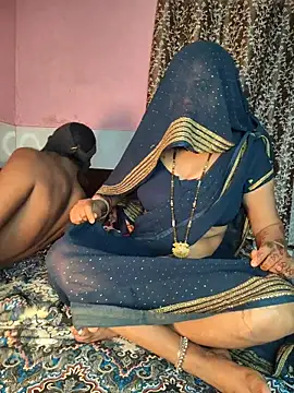 Snapshot of Shivani_Mumbai85 chatting on 10/27/25, 05:28 Shivani Mumbai85 online show from 10/27/25, 05:28