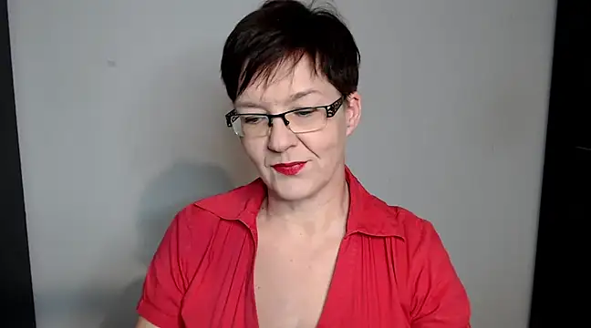 Snapshot of Sofie69Velvet chatting on 12/03/24, 05:23 Sofie69Velvet online show from 12/03/24, 05:23