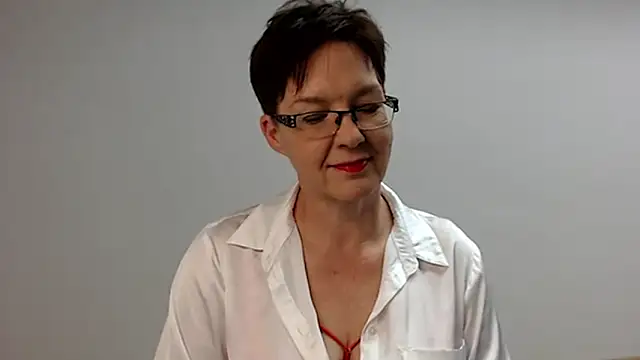 Snapshot of Sofie69Velvet chatting on 01/08/25, 03:28 Sofie69Velvet online show from 01/08/25, 03:28