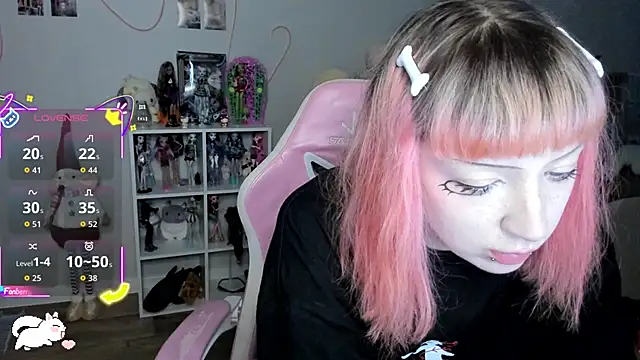 SweetieMollyy online show from 11/05/25, 12:05