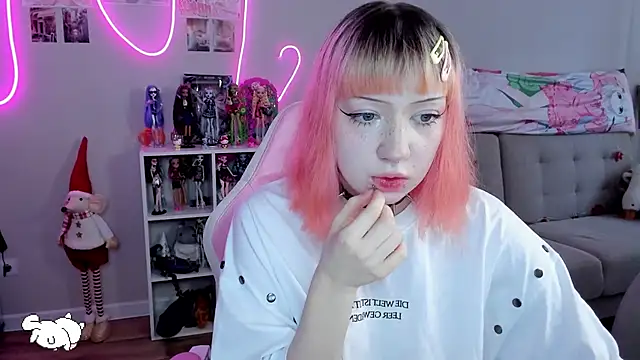 SweetieMollyy online show from 11/13/25, 09:30