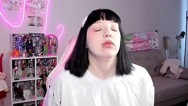 SweetieMollyy online show from 11/20/25, 09:53