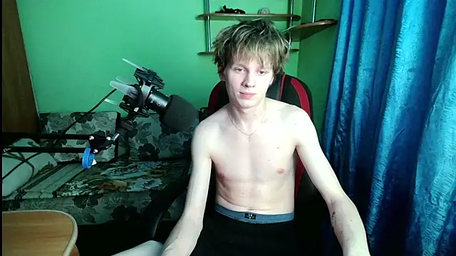 fameboyboo online show from 12/04/25, 06:27