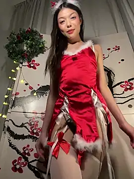 DesiredHoney online show from 12/22/24, 06:48