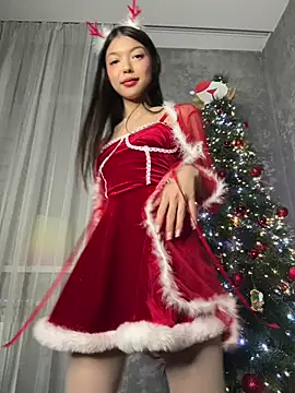 DesiredHoney online show from 12/30/24, 06:38