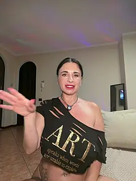 MichelleCara online show from 07/28/26, 08:45
