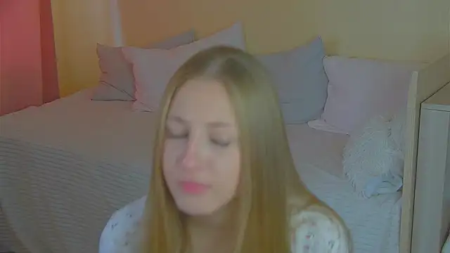 BritneyCruze online show from 09/25/25, 08:29