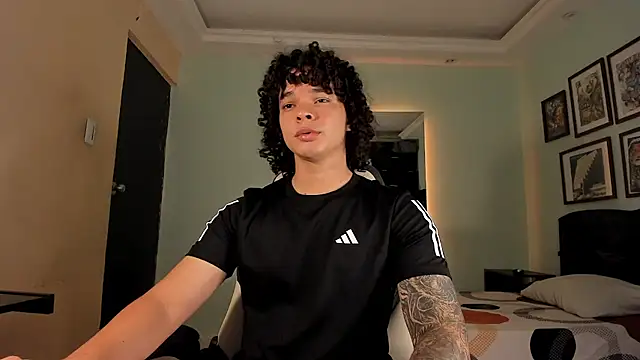 soy ian  online show from 07/23/26, 01:58