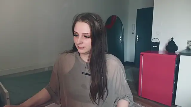 Snapshot of ce_leste__ chatting on 02/19/26, 10:11 ce leste online show from 02/19/26, 10:11