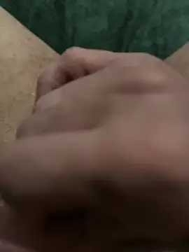 Snapshot of Fee096 chatting on 12/20/24, 06:45 Fee096 online show from 12/20/24, 06:45