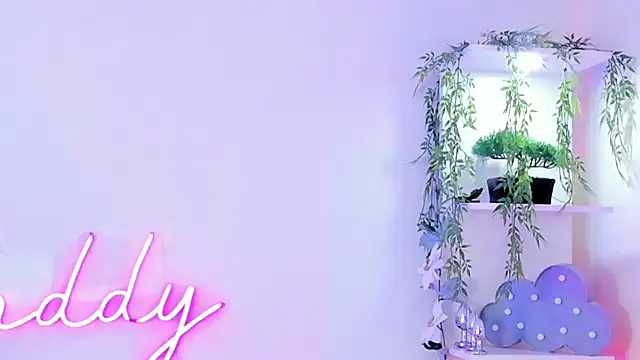 Snapshot of MaddyParisi chatting on 03/15/25, 04:13 MaddyParisi online show from 03/15/25, 04:13