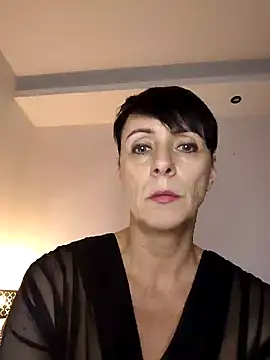 YOURHESZTIA online show from 12/02/24, 05:15