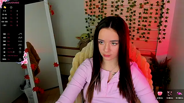 Snapshot of Bella_XO chatting on 10/16/25, 06:14 Bella XO online show from 10/16/25, 06:14