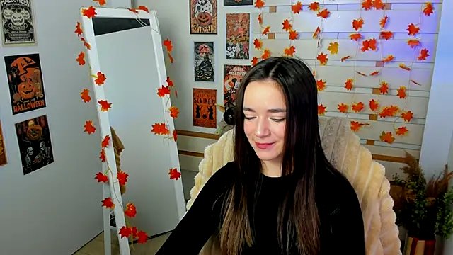 Snapshot of Bella_XO chatting on 10/17/25, 06:49 Bella XO online show from 10/17/25, 06:49