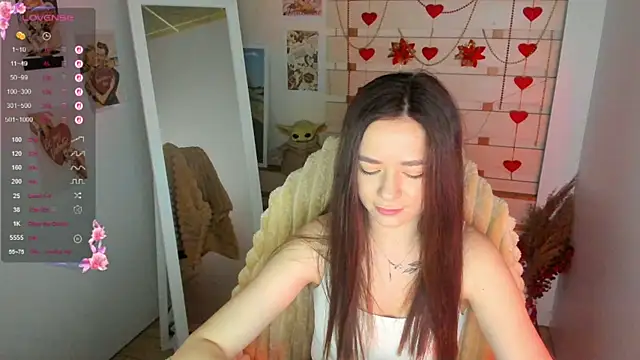 Snapshot of Bella_XO chatting on 04/16/26, 06:47 Bella XO online show from 04/16/26, 06:47