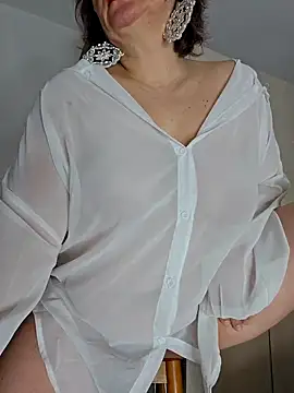 Snapshot of EvaNights chatting on 02/03/25, 09:39 EvaNights online show from 02/03/25, 09:39