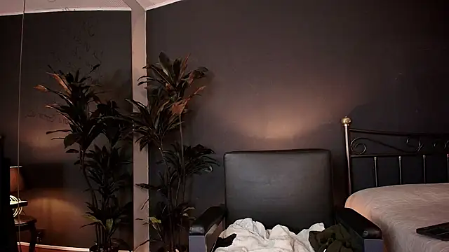 LeanaMature online show from 03/04/25, 11:00