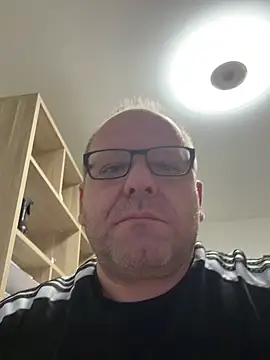 coupleLatinaLovers online show from 10/02/25, 05:03