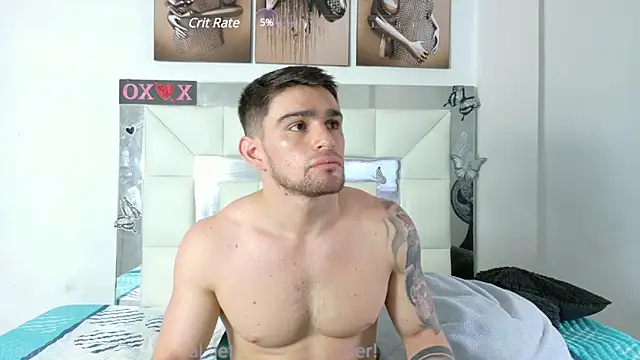Sexy Alejandro  online show from 12/09/24, 03:54