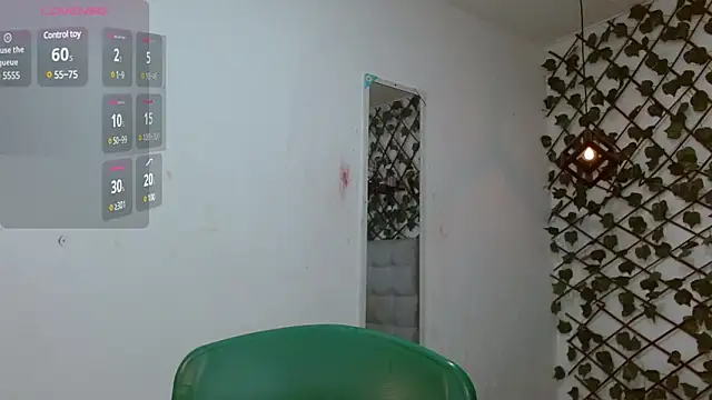 dannaberlin 0 online show from 12/31/24, 11:09