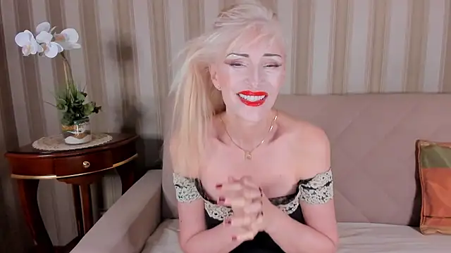 Snapshot of Rita_Farel chatting on 12/09/24, 11:24 Rita Farel online show from 12/09/24, 11:24
