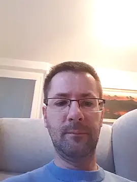 riskybusiness9090 online show from 10/20/25, 05:19