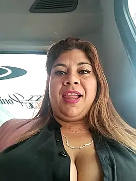 Laura-Hernandez online show from 03/18/25, 03:31
