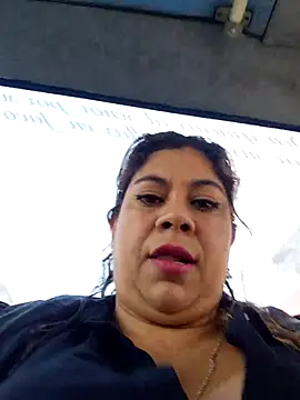 Laura-Hernandez online show from 02/04/26, 03:40