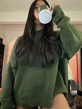 aly golden  online show from 05/31/26, 06:09