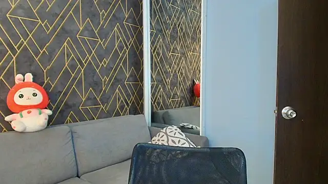 lauren jaureguifg online show from 02/14/25, 10:28