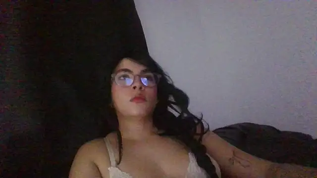 Kiri Cutee online show from 02/11/25, 04:55