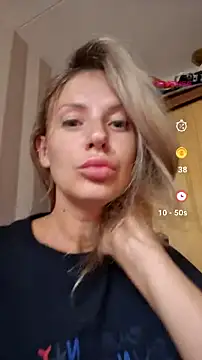 YourJuliena online show from 07/21/26, 03:14