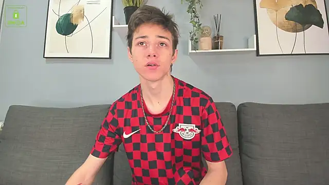 Viego Pattel online show from 10/11/25, 04:27