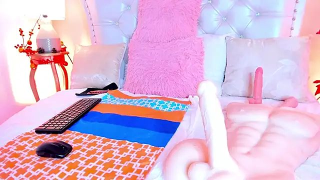 AliceLamore online show from 01/03/25, 06:03