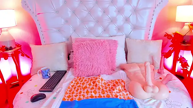 AliceLamore online show from 01/22/25, 02:56
