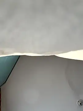 Snapshot of Abril10_ chatting on 10/17/25, 01:46 Abril10  online show from 10/17/25, 01:46