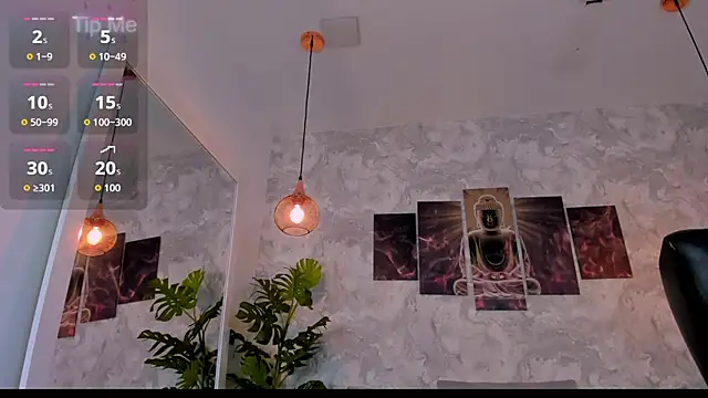 Snapshot of Regan__ chatting on 11/07/25, 03:06 Regan online show from 11/07/25, 03:06