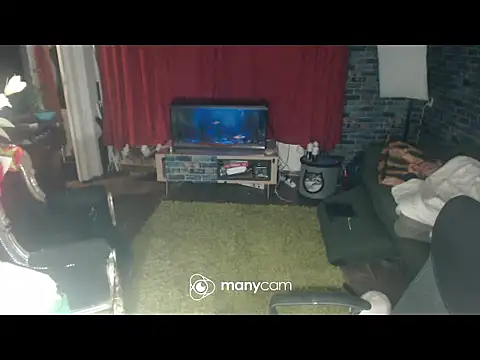 Snapshot of mikeythebestsucker chatting on 02/15/25, 10:52 mikeythebestsucker online show from 02/15/25, 10:52