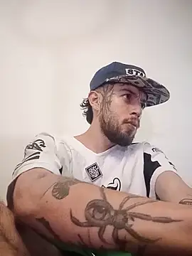 Aaronkiller online show from 06/11/26, 03:59