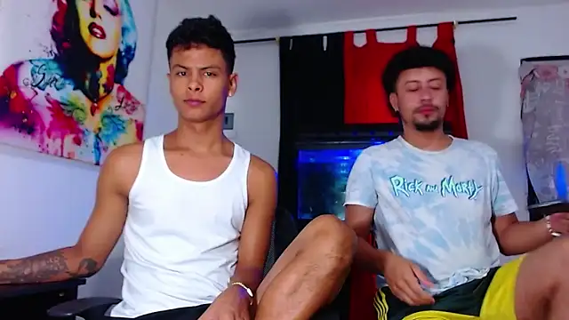 Snapshot of enjoy_vibes chatting on 10/12/25, 12:04 enjoy vibes online show from 10/12/25, 12:04