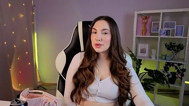 Snapshot of MelissaLovvv chatting on 02/26/26, 02:32 MelissaLovvv online show from 02/26/26, 02:32