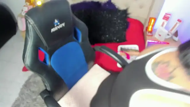 AngeleRoux online show from 12/12/24, 12:48