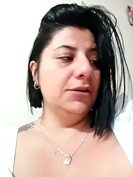 Snapshot of AngeleRoux chatting on 11/01/25, 12:51 AngeleRoux online show from 11/01/25, 12:51