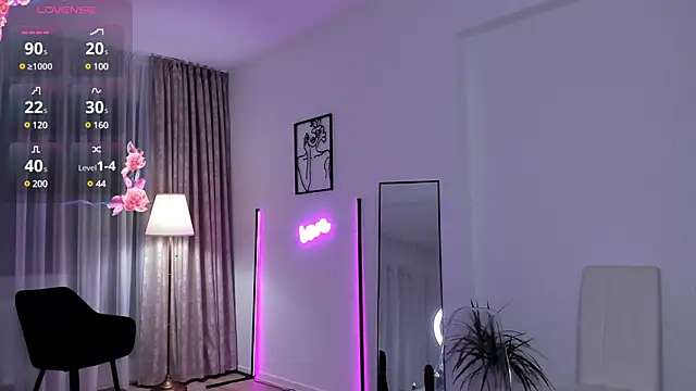 JuicyyPeach  online show from 01/26/25, 02:24