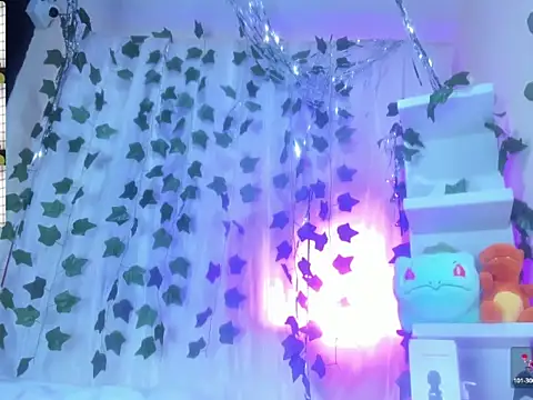 Snapshot of tokito_mitsuri chatting on 11/05/25, 01:11 tokito mitsuri online show from 11/05/25, 01:11