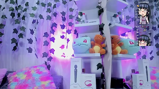 Snapshot of tokito_mitsuri chatting on 11/22/25, 12:48 tokito mitsuri online show from 11/22/25, 12:48