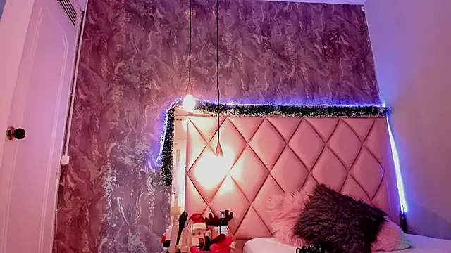 megan 100 online show from 12/15/24, 10:37