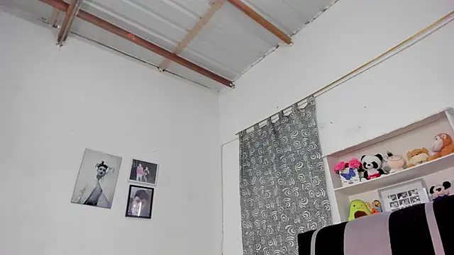 megan 100 online show from 11/06/25, 06:20