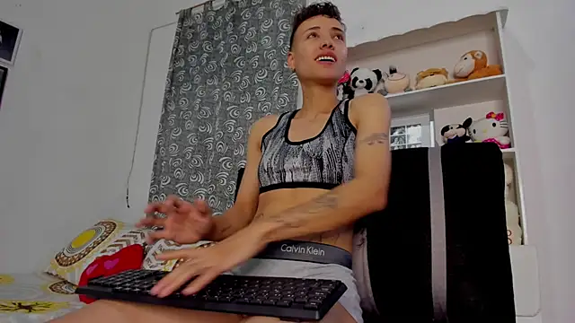 megan 100 online show from 11/09/25, 07:01